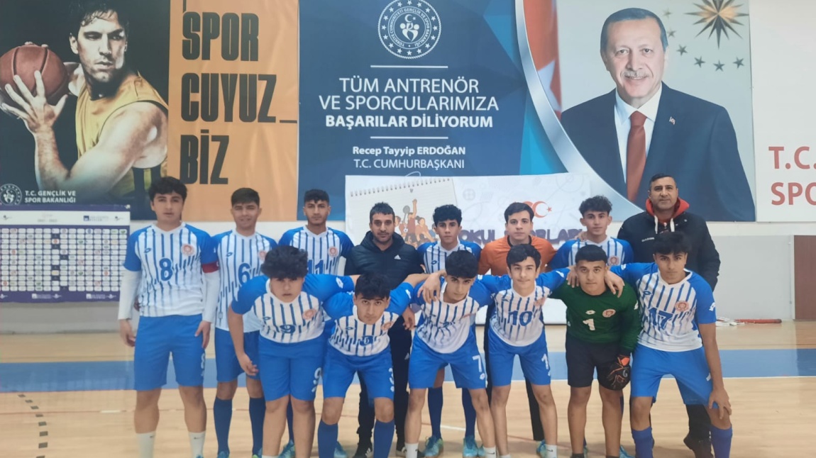 Okullar Arası Genç Erkekler Futsal Turnuvası